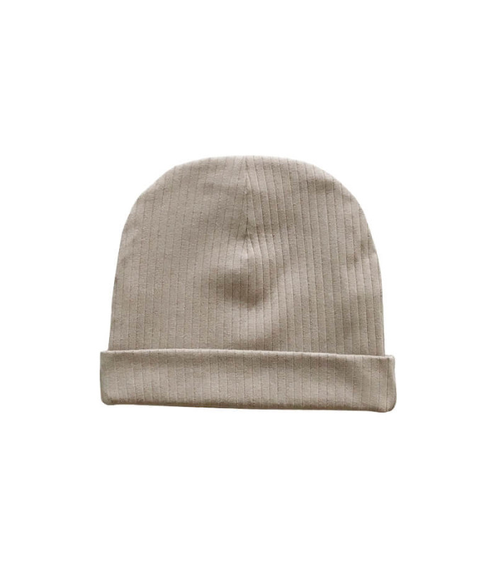 Beige beanie hue til børn i blød rib jersey