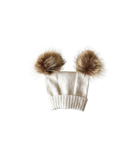 Offwhite strikhue i baby merinould med to brune kvaste